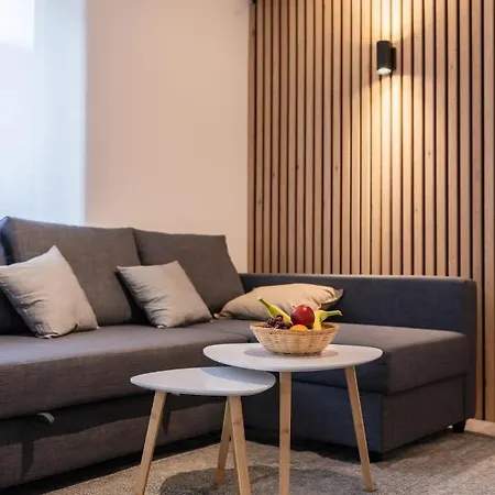 Maison Entiere Dans Le Village De Coo Holiday home *
